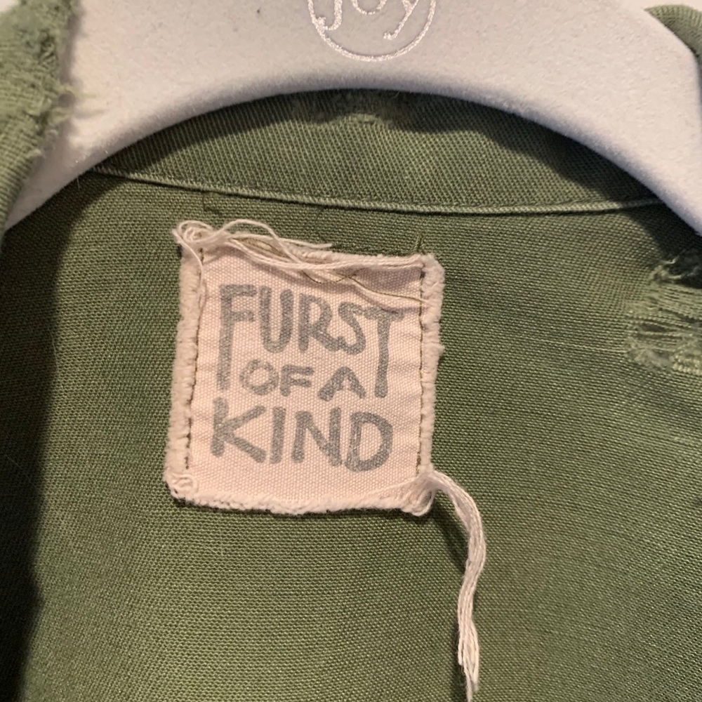 Distressed jacket - Picture 4 of 4